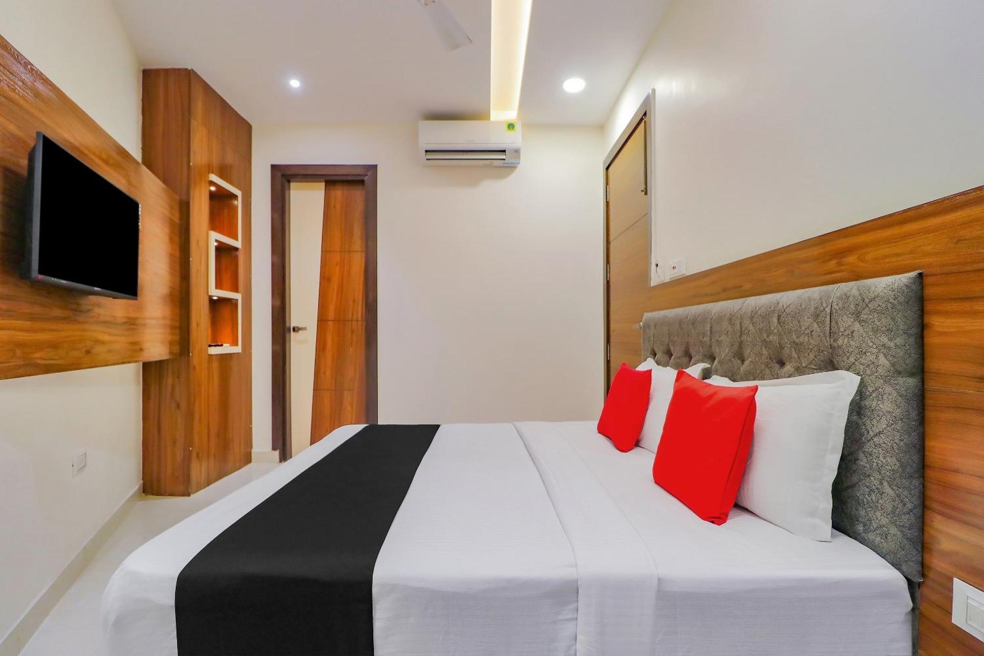 Capital O Western Galaxy Amritsar Exterior foto