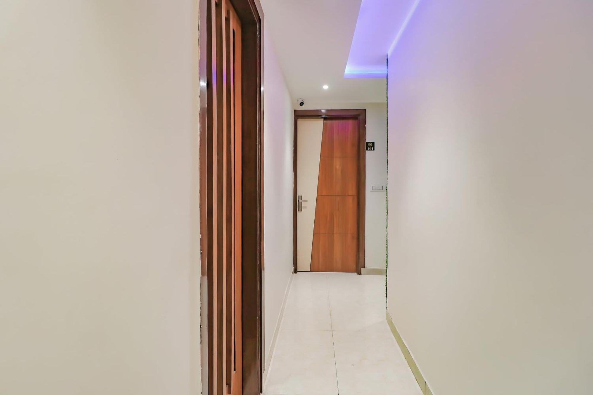 Capital O Western Galaxy Amritsar Exterior foto