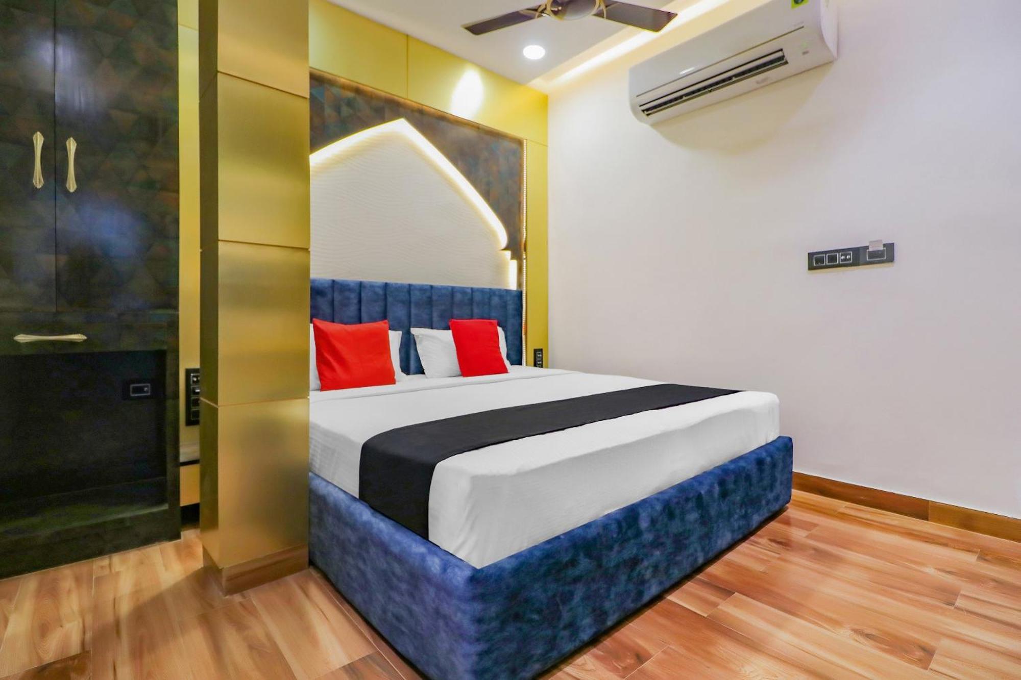 Capital O Western Galaxy Amritsar Exterior foto